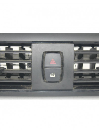 Rejilla aireadora BMW 1 116 d 2012