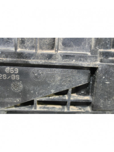 Recambio de tapa balancines para bmw serie 3 berlina (e90) 318d referencia OEM IAM 11127797613/7797613