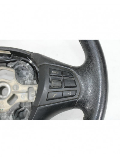 Volante BMW 1 116 d 2012