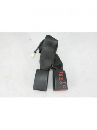 Anclaje cinturón trasero BMW 1 116 d 2012