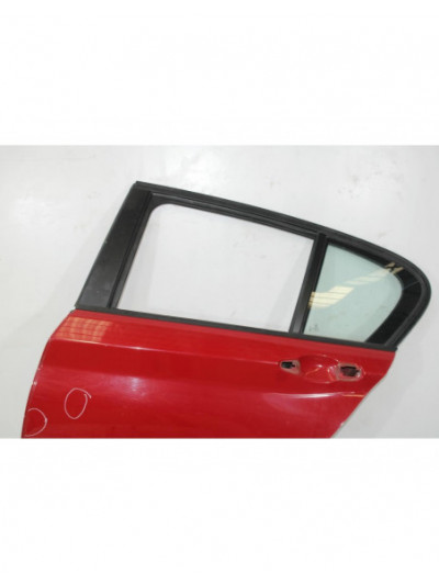 Puerta trasera izquierda BMW 1 116 d 2012
