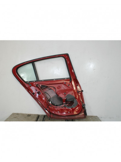 Puerta trasera izquierda BMW 1 116 d 2012