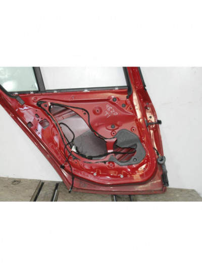 Puerta trasera izquierda BMW 1 116 d 2012