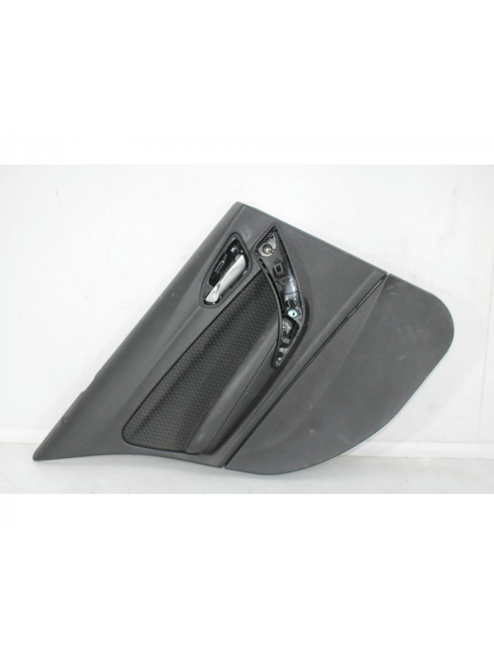 Guarnecido puerta trasera izquierda BMW 1 116 d 2012