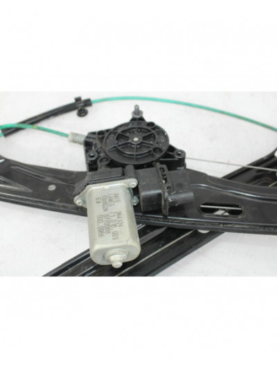 Elevalunas delantero derecho BMW 1 116 d 2012