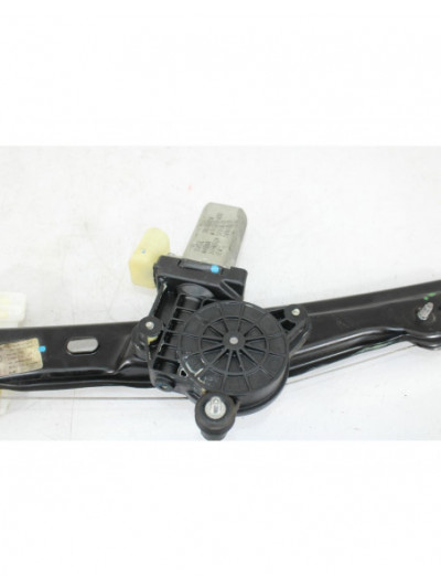 Elevalunas trasero izquierdo BMW 1 116 d 2012