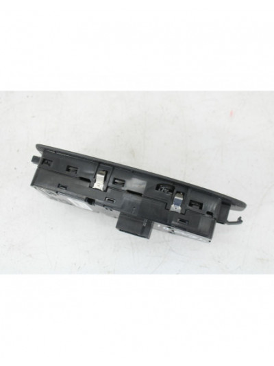 Recambio de mando elevalunas delantero izquierdo para bmw 1 (f20) 116 d referencia OEM IAM 920811003