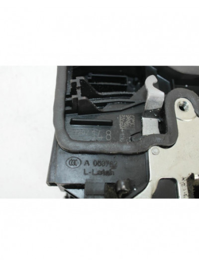 Cerradura puerta trasera derecha BMW 1 116 d 2012