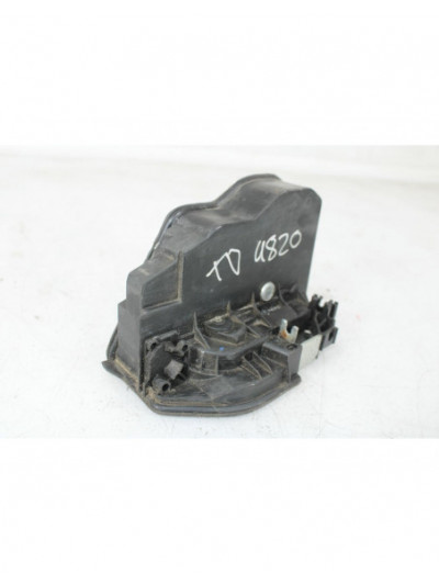 Cerradura puerta trasera derecha BMW 1 116 d 2012