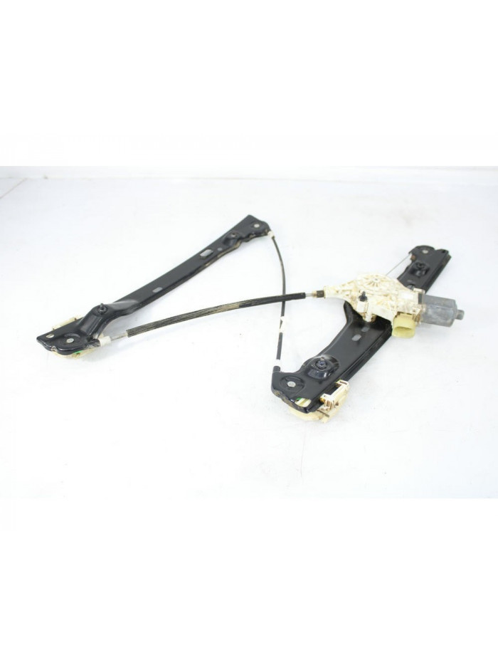 Recambio de elevalunas delantero derecho para bmw serie 3 berlina (e90) 318d referencia OEM IAM 7140588E