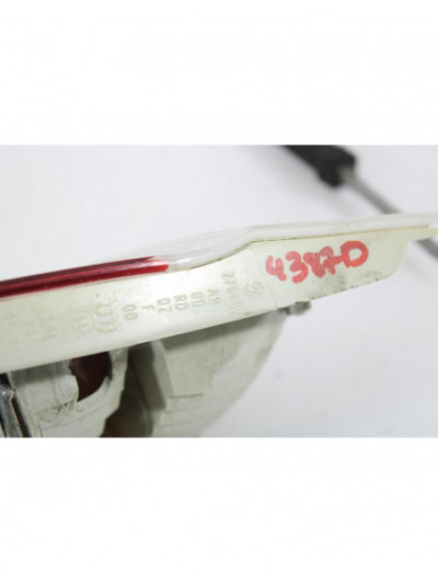 Recambio de piloto trasero derecho interior para bmw serie 3 berlina (e90) 318d referencia OEM IAM 6937460