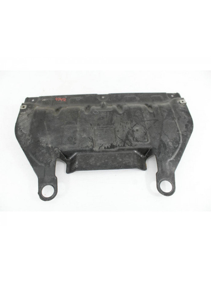 Recambio de cubrebajos para bmw 2 coupé (f22, f87) 218 i referencia OEM IAM 6850067