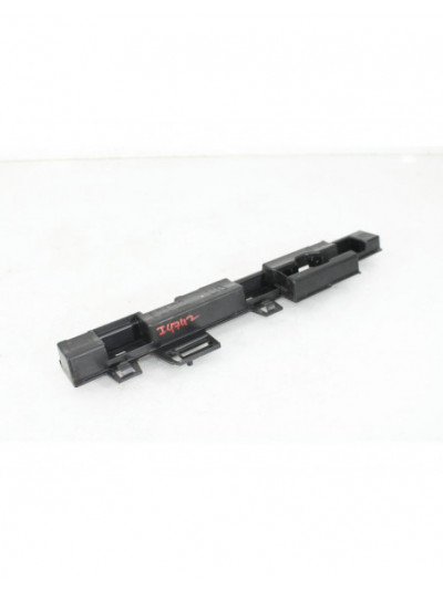 Recambio de soporte de faldon lateral para bmw 2 coupé (f22, f87) 218 i referencia OEM IAM 51777268075