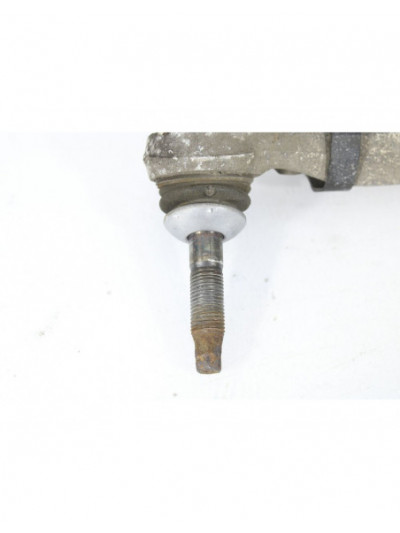 Recambio de brazo suspension superior trasero derecho para bmw x6 (f16) xdrive30d referencia OEM IAM 6796002