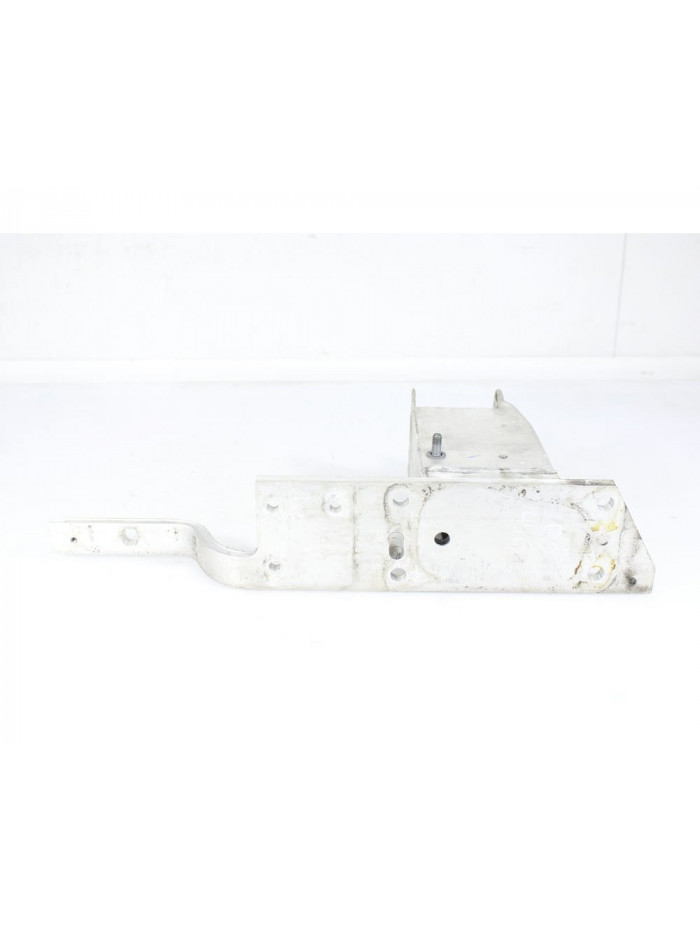 Recambio de soporte derecho paragolpe trasero para bmw x6 (f16) xdrive30d referencia OEM IAM 5164729450813