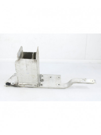 Recambio de soporte derecho paragolpe trasero para bmw x6 (f16) xdrive30d referencia OEM IAM 5164729450813