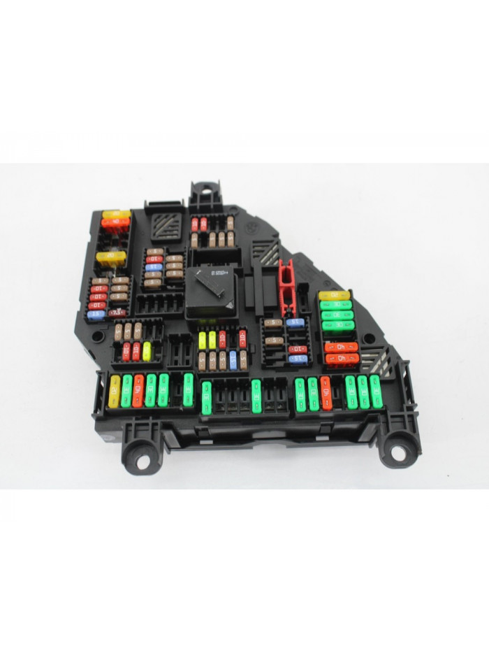 Caja reles / fusibles BMW SERIE 5 LIM. 520d 2015