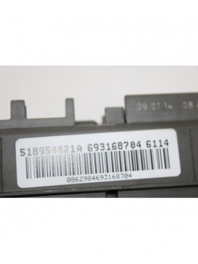 Caja reles / fusibles BMW X6 xDrive40d 2014