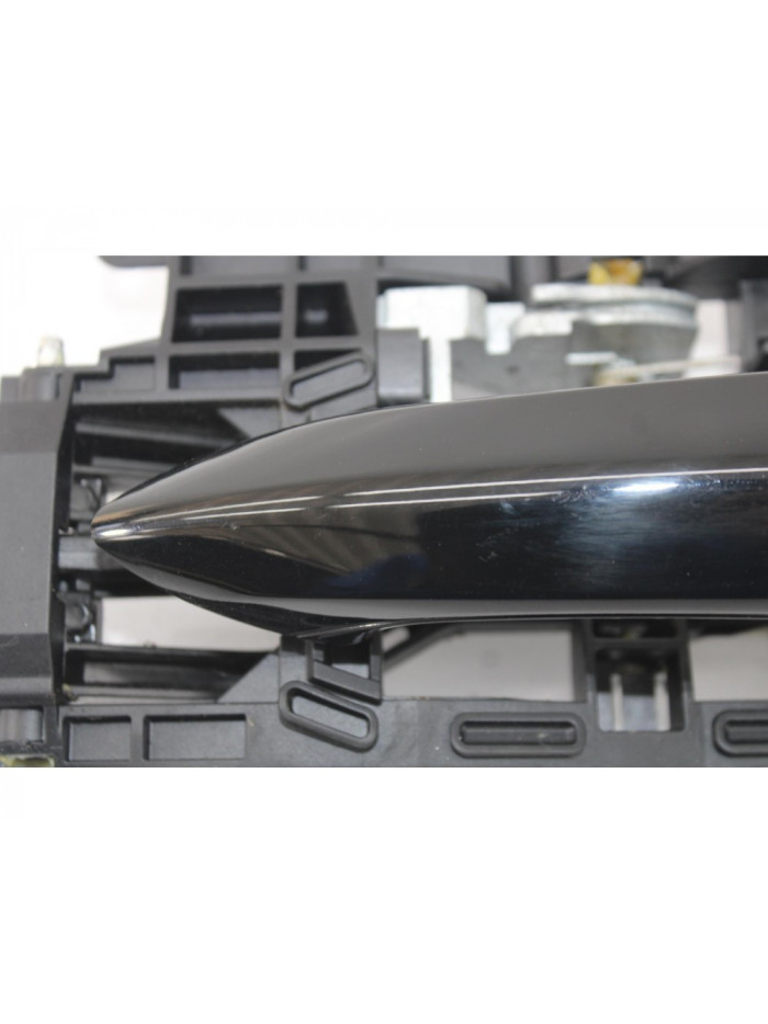 Recambio de maneta exterior trasera derecha para bmw serie 5 lim. (f10) 520d referencia OEM IAM X4717565011