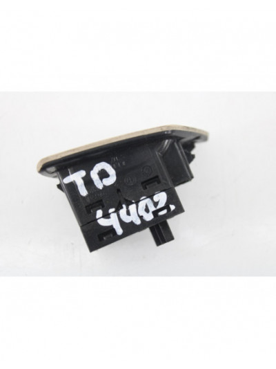 Recambio de mando elevalunas trasero derecho para bmw serie 5 lim. (f10) 520d referencia OEM IAM 924194901