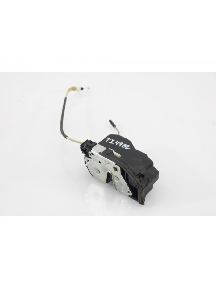 Recambio de cerradura puerta trasera izquierda para bmw serie 5 lim. (f10) 520d referencia OEM IAM 4402TI