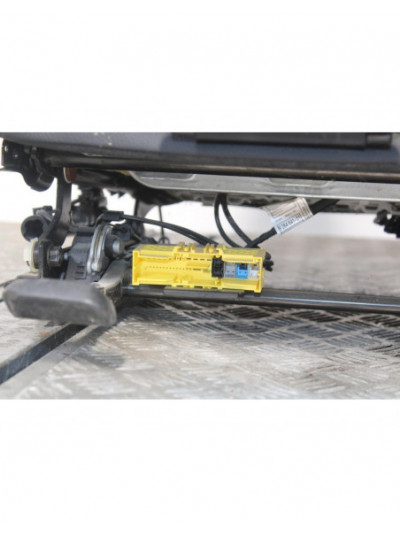 Recambio de asiento delantero izquierdo para bmw serie 1 lim. (f21) 116d referencia OEM IAM 2416D.I