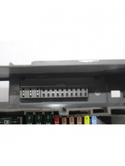 Recambio de caja reles / fusibles para bmw serie 1 cabrio (e88) 118d referencia OEM IAM 911944606