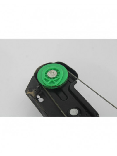 Recambio de elevalunas delantero izquierdo para bmw serie 1 berlina (e81/e87) 118d referencia OEM IAM 7067795S