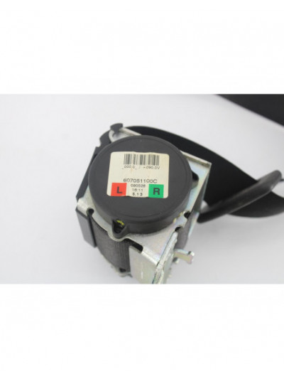 Recambio de cinturon seguridad trasero izquierdo para bmw serie 1 berlina (e81/e87) 118d referencia OEM IAM 607051100C