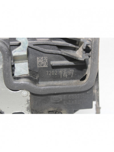 Cerradura puerta trasera izquierda BMW SERIE 1 BERLINA 118d 2009