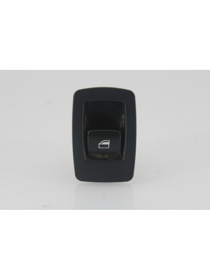 Mando elevalunas trasero derecho BMW SERIE 1 BERLINA 118d 2009