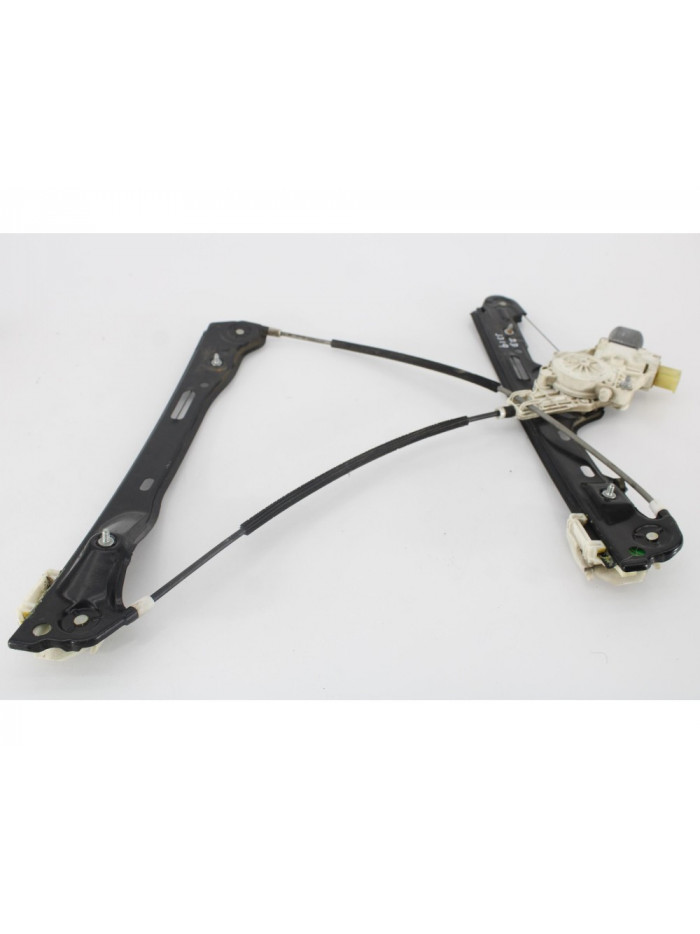 Elevalunas delantero derecho BMW SERIE 1 BERLINA 118d 2009