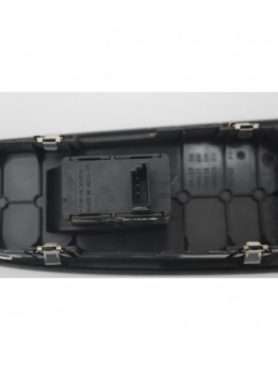 Recambio de mando elevalunas delantero derecho para bmw serie 1 berlina (e81/e87) 116d referencia OEM IAM 6935534