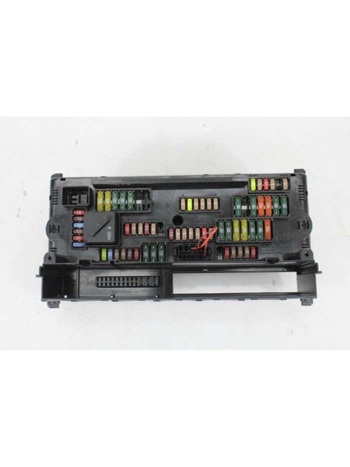 Caja reles / fusibles BMW SERIE 5 LIM. 525d 2010