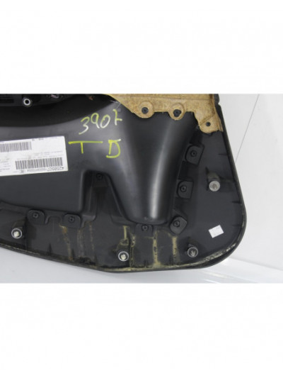 Guarnecido puerta trasera derecha BMW X1 sDrive 18d 2010