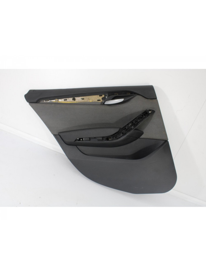 Guarnecido puerta trasera izquierda BMW X1 sDrive 18d 2010