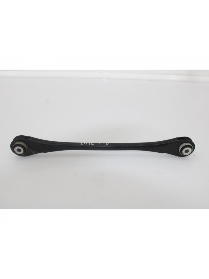 Recambio de brazo suspension superior trasero derecho para bmw serie 1 lim. (f21) 116d referencia OEM IAM 6792533045