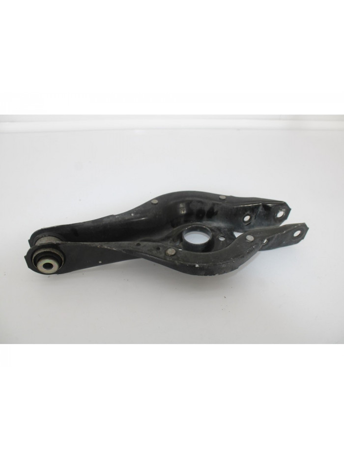 Recambio de brazo suspension inferior trasero izquierdo para bmw serie 1 lim. (f21) 116d referencia OEM IAM 333267925413