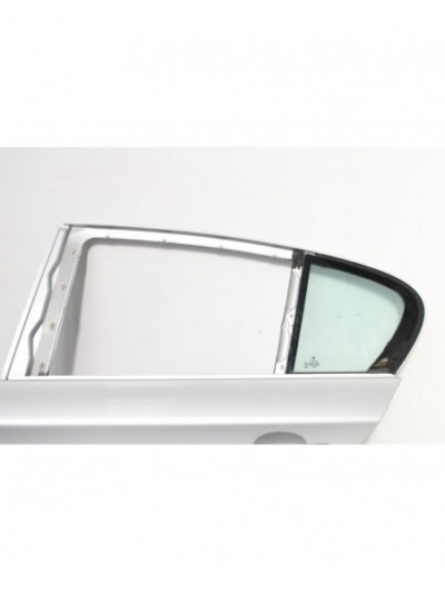 Recambio de puerta trasera izquierda para bmw serie 1 berlina (e81/e87) 120d referencia OEM IAM 2392T.I.GRIS