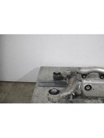 Recambio de puente trasero para bmw serie 5 lim. (f10) 520d referencia OEM IAM 679380402