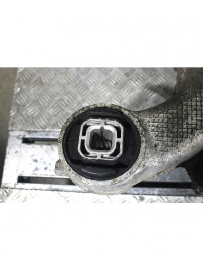Recambio de puente trasero para bmw serie 5 lim. (f10) 520d referencia OEM IAM 679380402