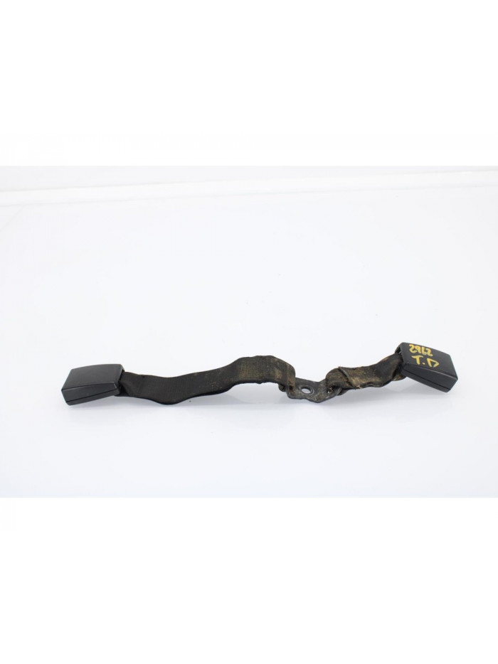 Anclaje cinturón trasero BMW SERIE 1 BERLINA 118d 2006