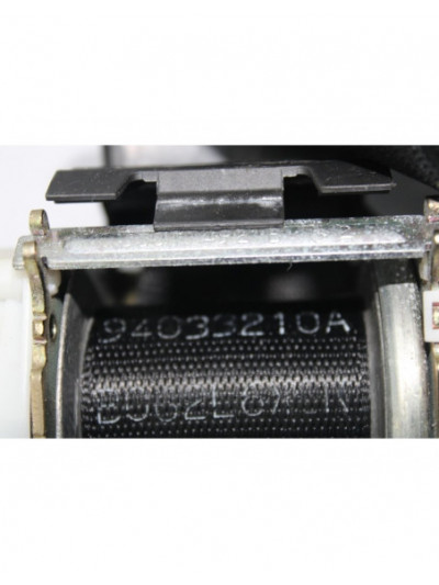 Recambio de cinturon seguridad delantero izquierdo para bmw serie 1 berlina (e81/e87) 118d referencia OEM IAM 9433210A