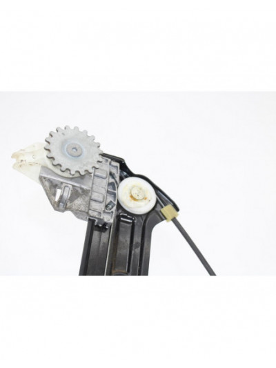 Elevalunas delantero derecho BMW SERIE 1 LIM. 116d 2012