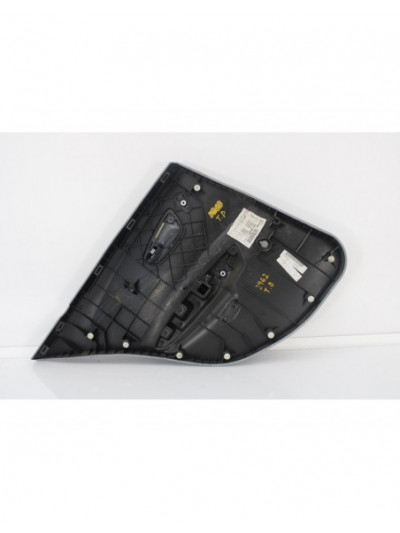 Recambio de guarnecido puerta trasera derecha para bmw serie 1 berlina (e81/e87) 118d referencia OEM IAM 4172488