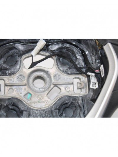 Volante BMW SERIE 1 LIM. 116d 2012