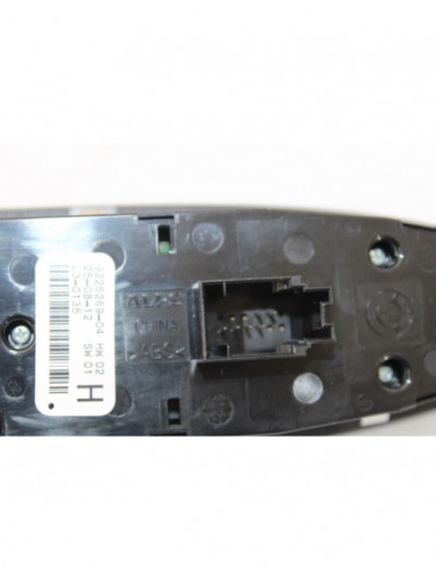 Recambio de mando elevalunas delantero izquierdo para bmw serie 1 lim. (f21) 116d referencia OEM IAM 922626904