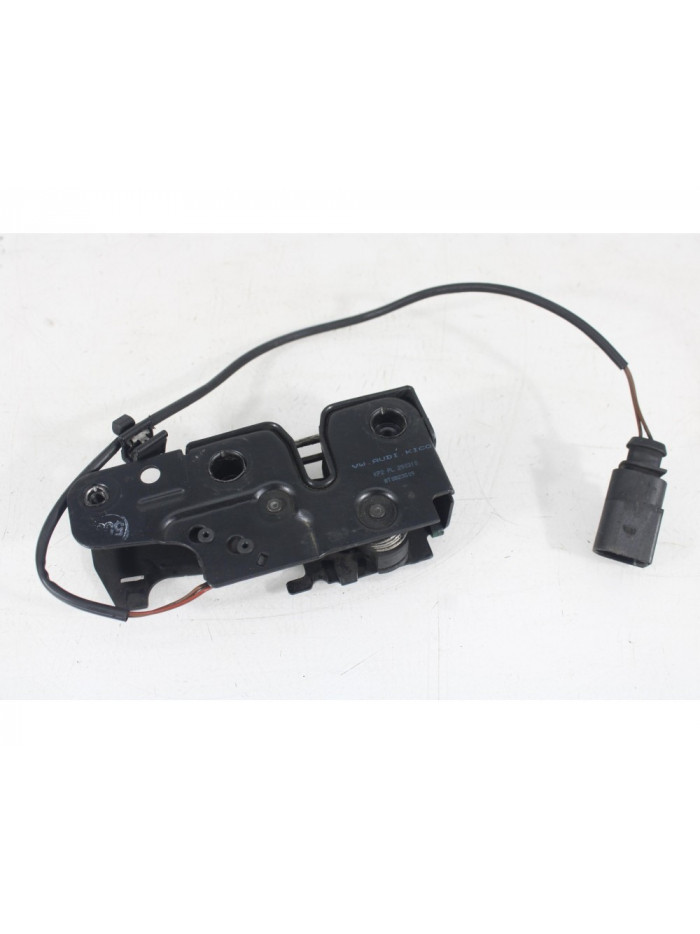 Cerradura capo AUDI A4 B8 2.0 TDI 2010