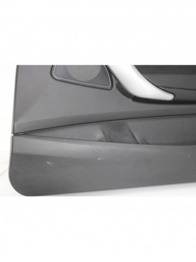 Recambio de guarnecido puerta delantera derecha para bmw serie 1 lim. (f21) 116d referencia OEM IAM 51417268404