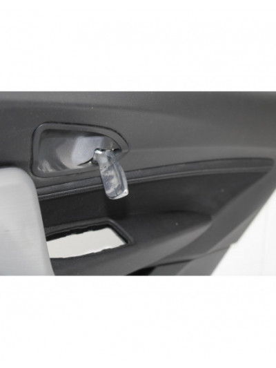 Recambio de guarnecido puerta delantera derecha para bmw serie 1 lim. (f21) 116d referencia OEM IAM 51417268404